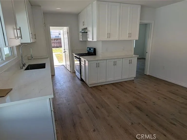 6232 Reno Ave — Photo 2