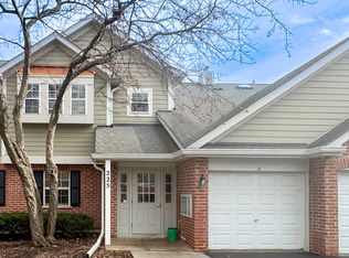 225 Columbia Ct Unit 6, Schaumburg, IL