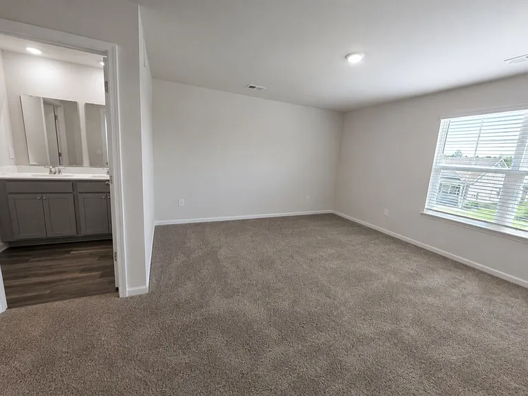 181 Dagger Ct — Photo 25