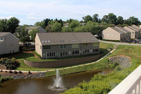 5th image of 14616 Waterside Dr #A