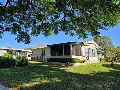 5th image of 7199 Sunningdale Dr