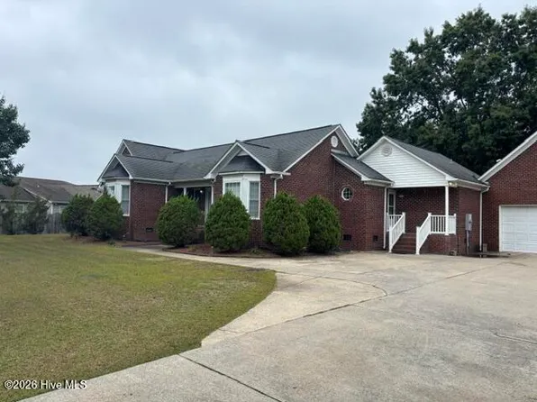 1176 Teakwood Drive, Greenville, NC 27834