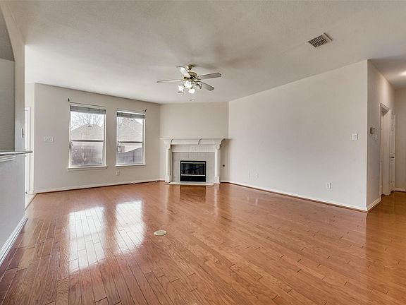 5th image of 8220 Bridespring Dr