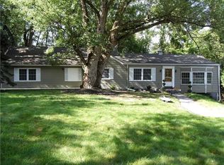 125 Valentine Dr, Coraopolis, PA