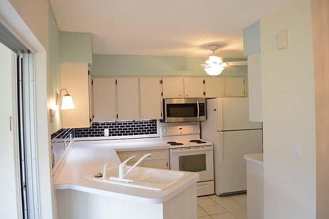1st image of 7400 College Pkwy APT 58A