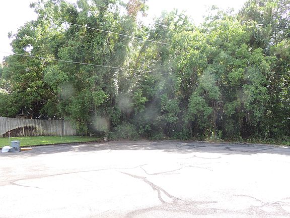 2nd image of Lot 8 Crescent Ct
