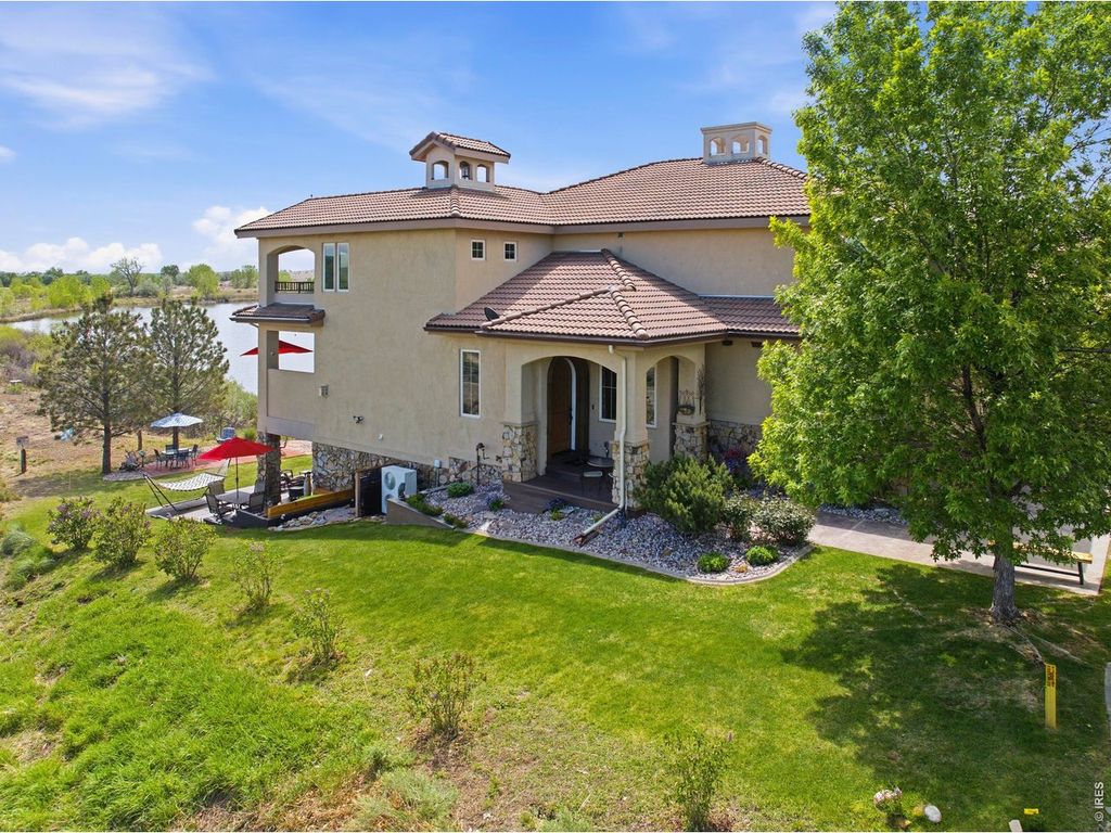 404 Split Rock Dr