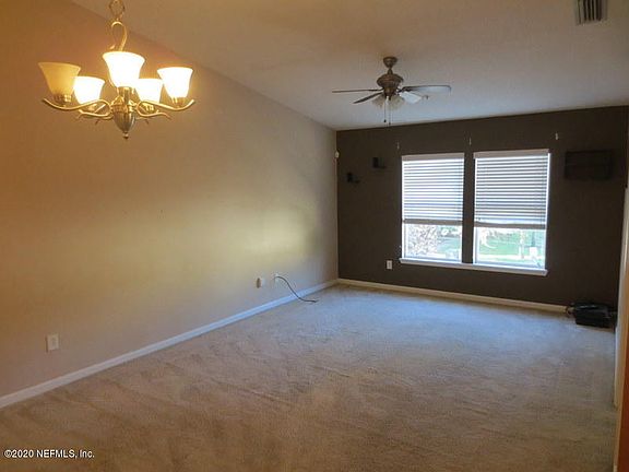 3rd image of 7043 Deer Lodge Cir Unit 109