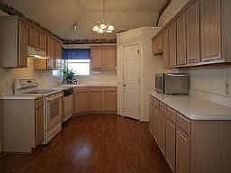 3rd image of 3606 Berrywood Cir