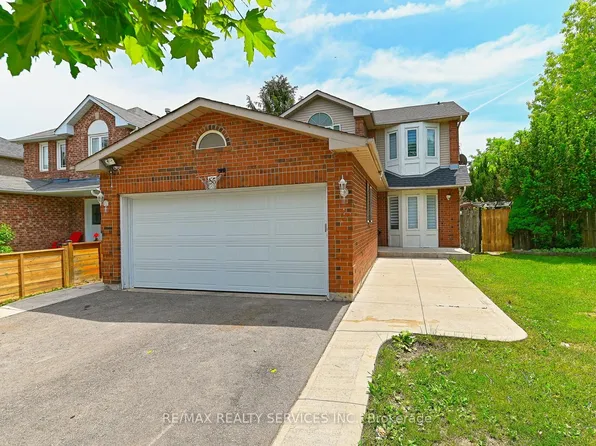56 Mullis Cres, Brampton, ON L6Y 4T2