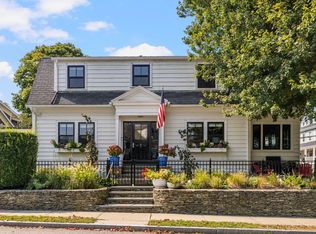 41 Hunter Ave, Newport, RI 02840