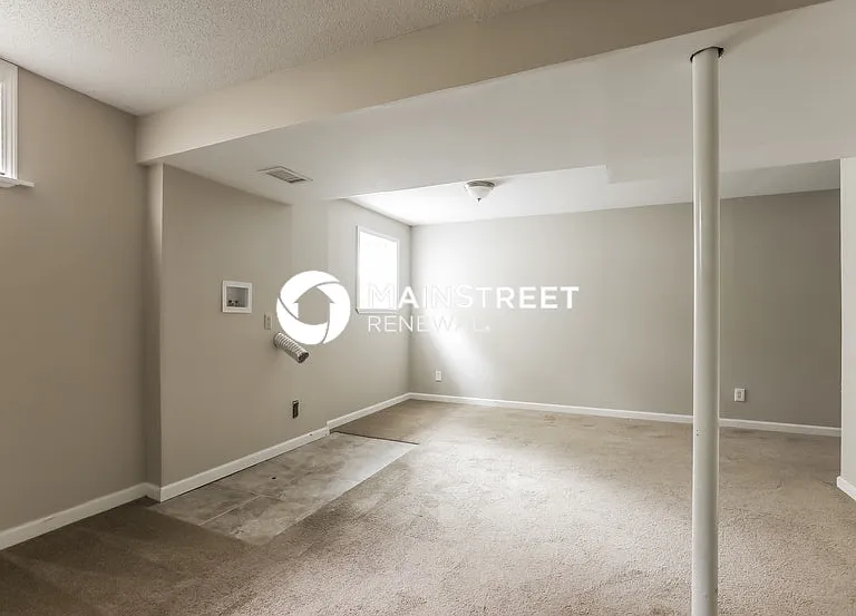 1523 NE Westwind Dr — Photo 15