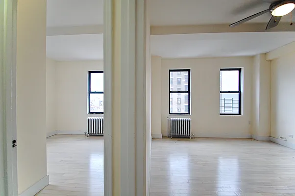 Rented by Compass | media 13