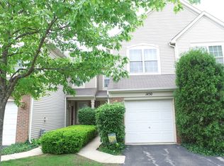 1450 Doolittle Ln, Grayslake, IL 60030