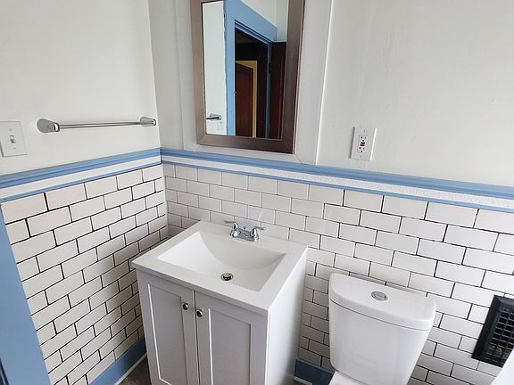 3rd image of 3511 Behrwald Ave #3511