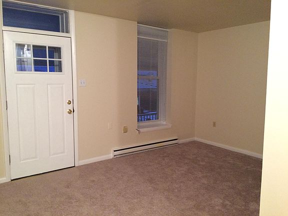 4th image of 300 Main St APT 6