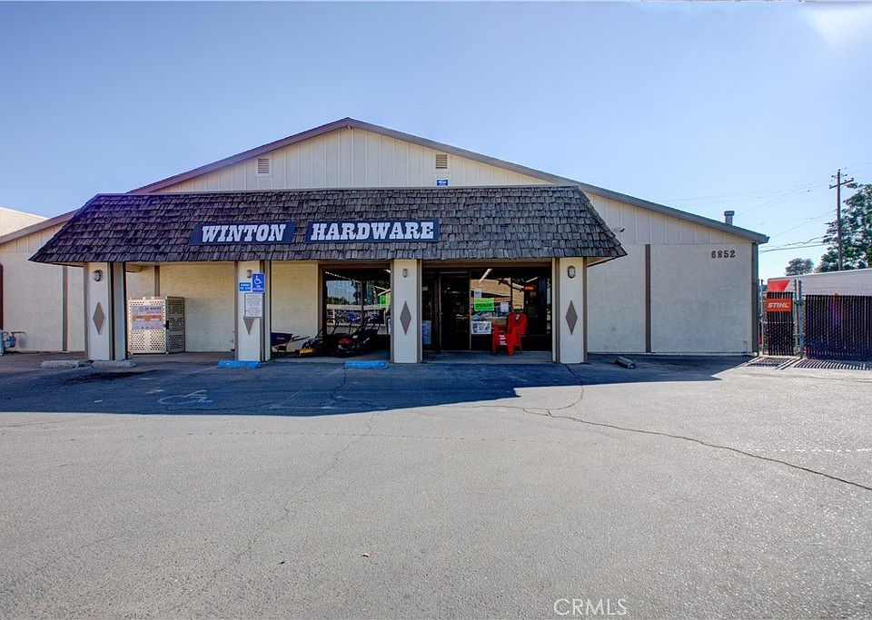 1st image of 6852 N Winton Way