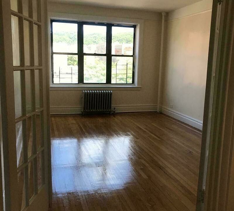 1st image of 15 Vermilyea Ave APT 42