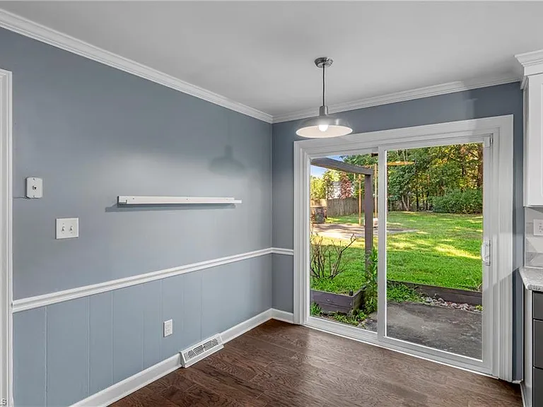 4103 Oak Hollow Dr — Photo 15