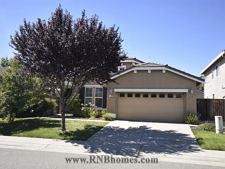 1470 Alberton Cir — Photo 1