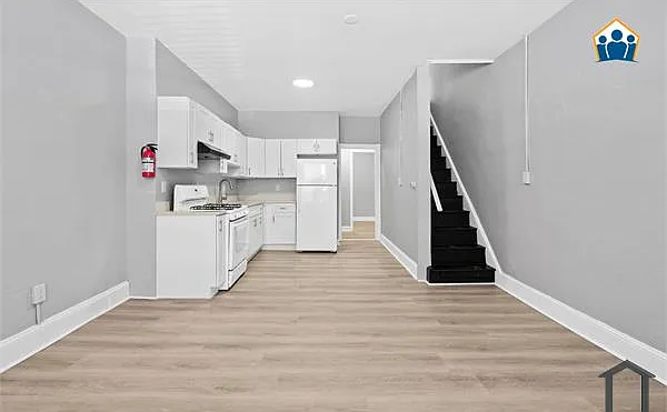 3231 N Hope St — Photo 16