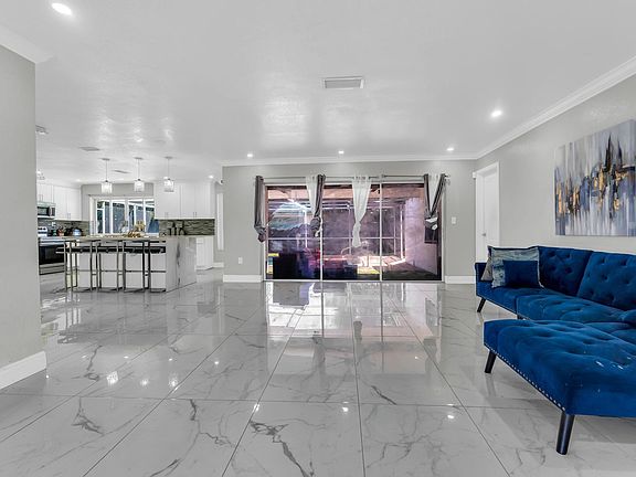 3rd image of 8636 Wilshire Drive
