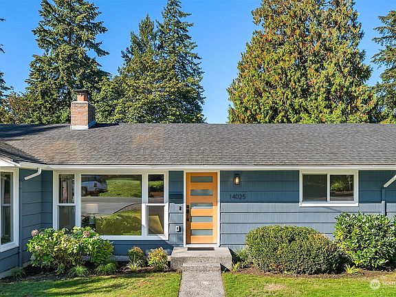 2nd image of 14025 23rd Avenue NE