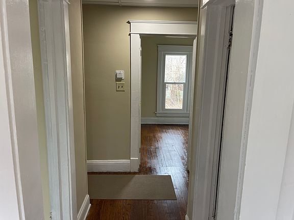 5th image of 1026 E Wayne St #2