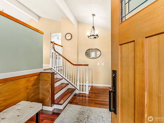 3rd image of 6439 NE 188th Street