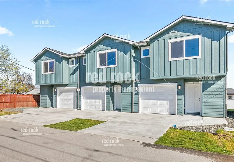 7113 E Pacific Way #2 — Photo 3