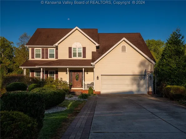 21 Meadowbrook Cir, Hurricane, WV 25526