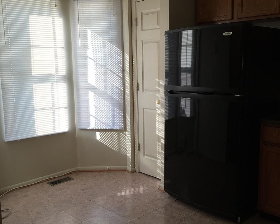 Eat in area of kitchen