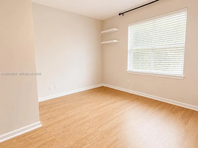 7337 Smithbrooke Dr — Photo 13