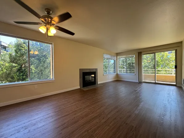 Hudson Square Apartments, 4850 California Ave SW APT 401, Seattle, WA 98116
