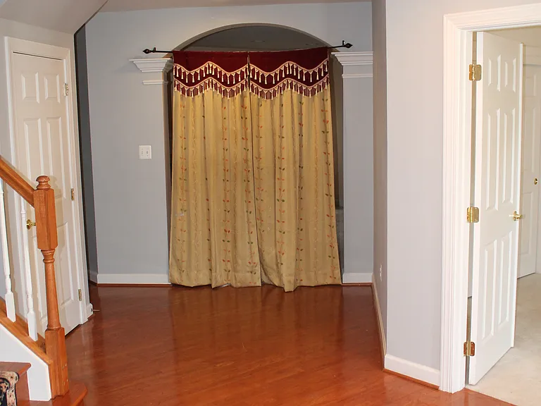 24907 Earlsford Dr — Photo 15