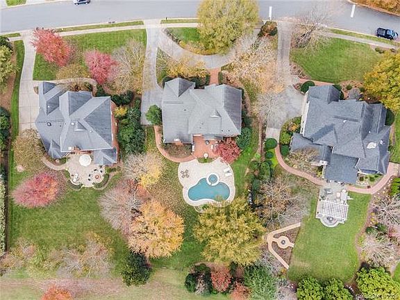 3rd image of 6911 Seton House Ln