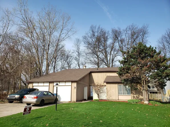 2914 Forest Ln, Lorain, OH 44053