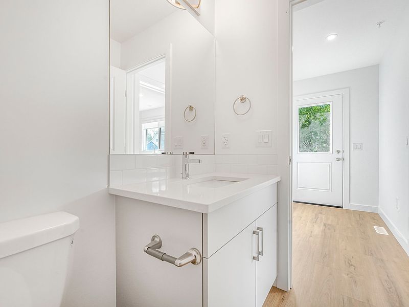 Edmonton Townhouse for rent - 3 Bedrooms — photo 16