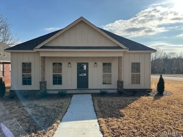 1235 Sadie Cir, Prattville, AL 36066