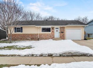 3518 Keymeer Dr, Dubuque, IA 52002