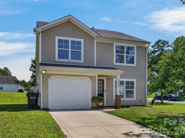 2047 Sonoma Valley Dr, Charlotte, NC 28214