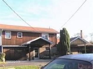 10040 Sprucevale Rd, Rogers, OH 44455