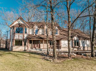 W268N7168 Lisbon Oaks Dr, Lisbon, WI 53089