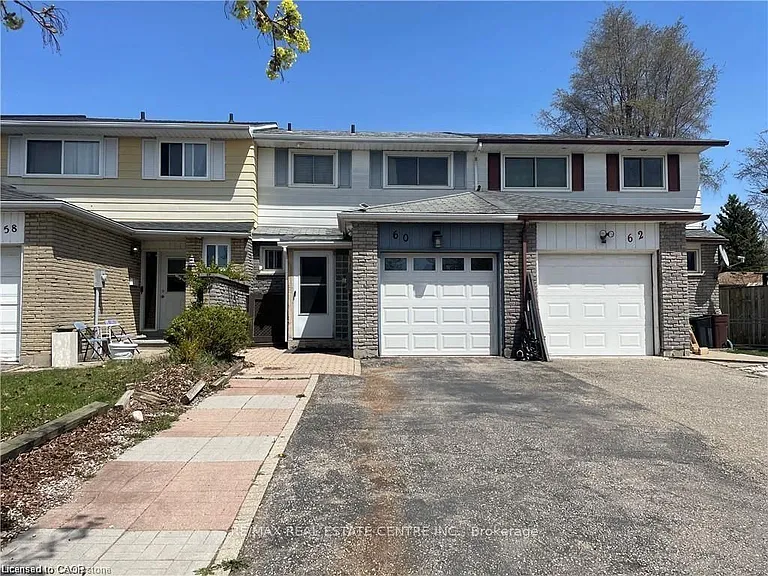 60 Obermeyer Dr — Photo 2