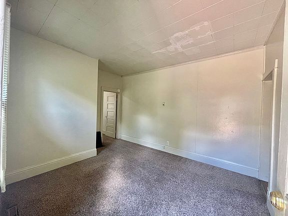 4th image of 1123 Laporte Ave APT 2