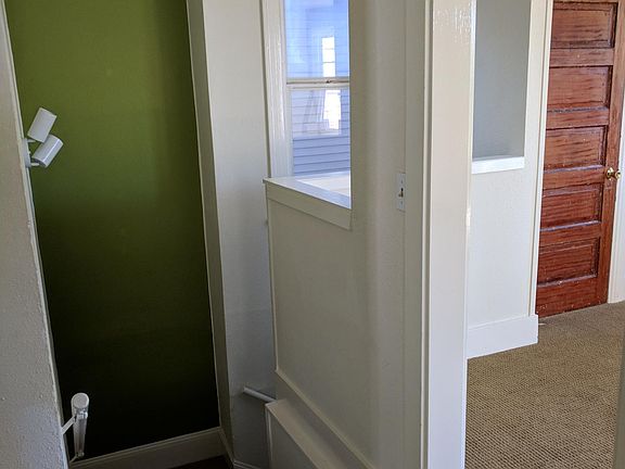 5th image of 1134 14th Ave #B