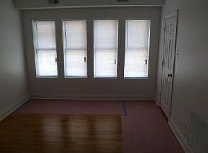 4th image of 8000 S Paulina St Unit 8010