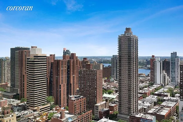 Rented by Corcoran | media 22