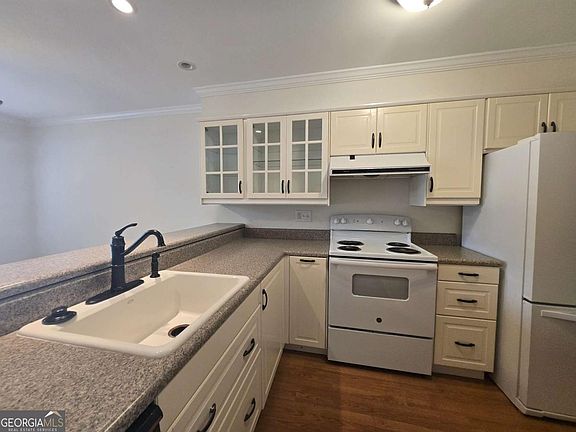 4th image of 3309 Stonecrest Ct