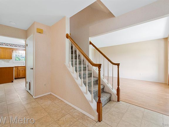 5th image of 477 Coldiron Dr